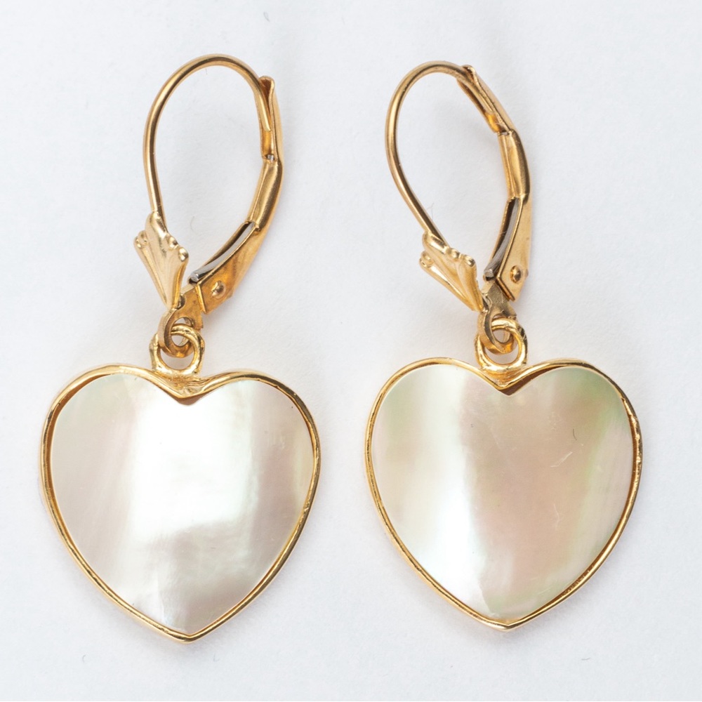 Luxury vibe 14K yellow gold & mother of pearl heart shaped drop earrings elegant